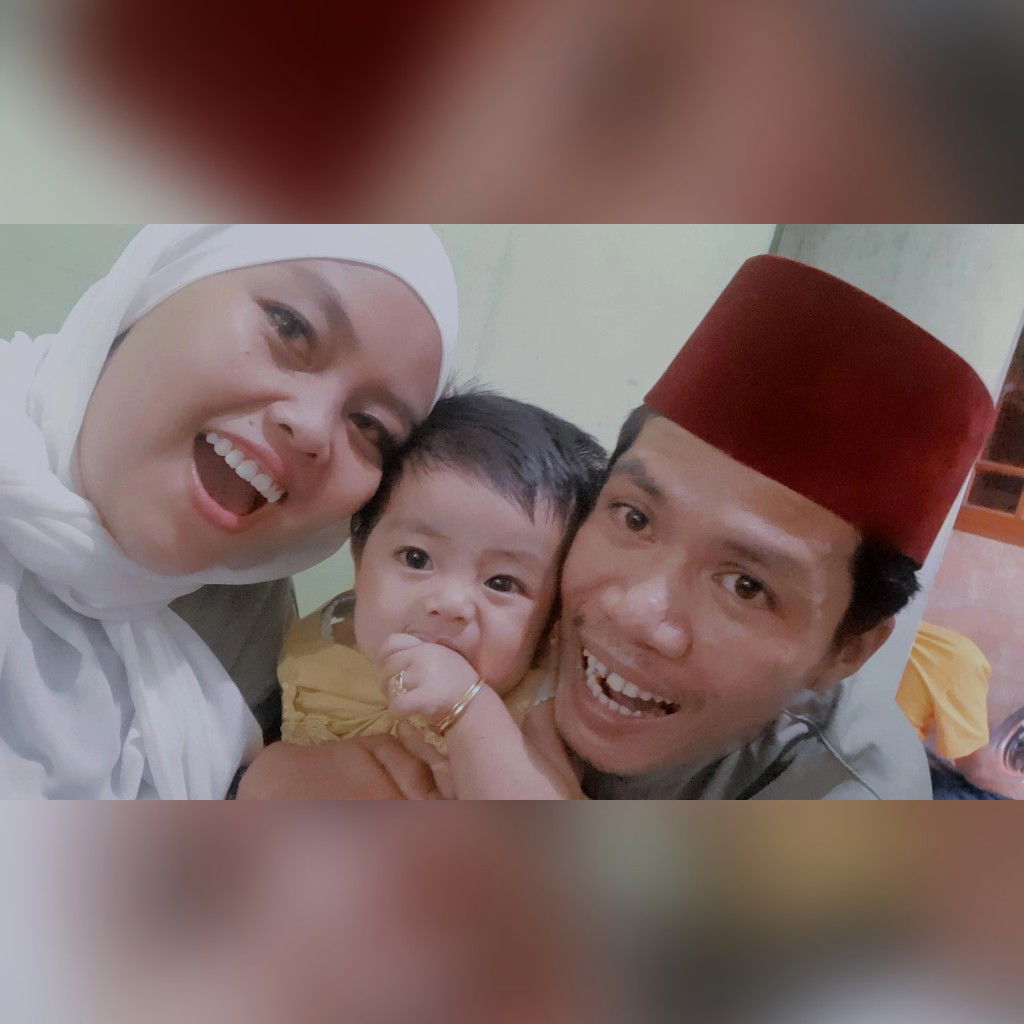 yulia cahyani profile icon