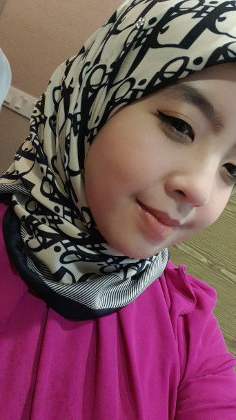 Cik Puan Marni profile icon