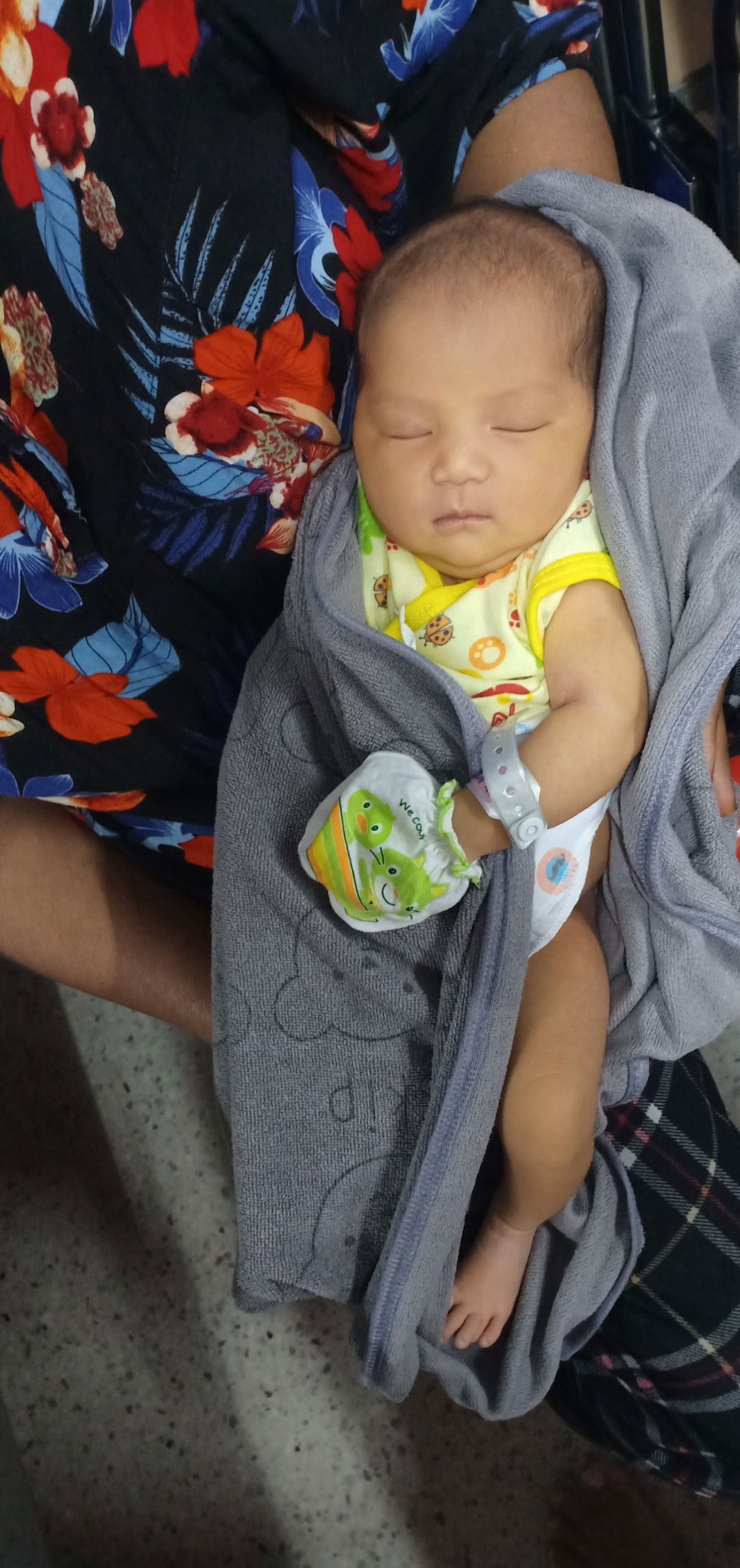 ผ่าคลอด???