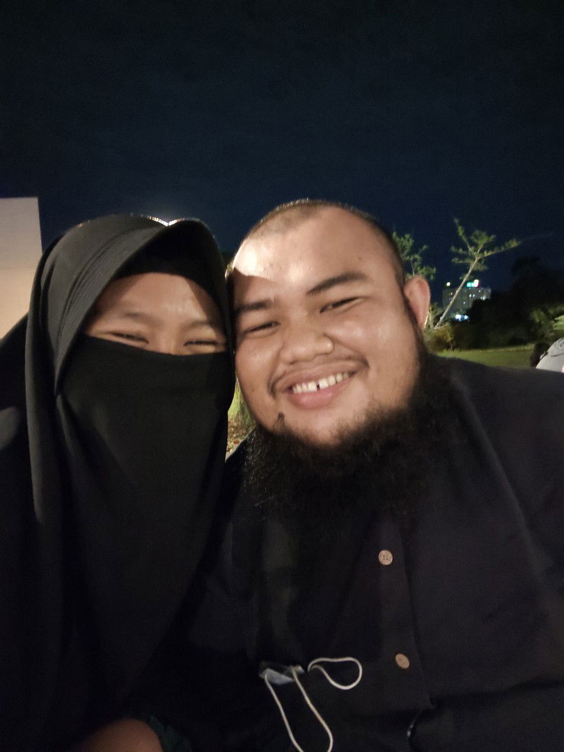 devi afriyanti profile icon