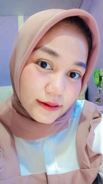Fitri Yanti profile icon