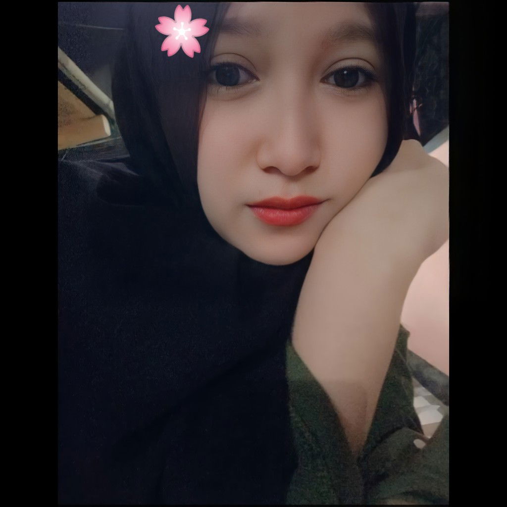 Nia Aprilia profile icon