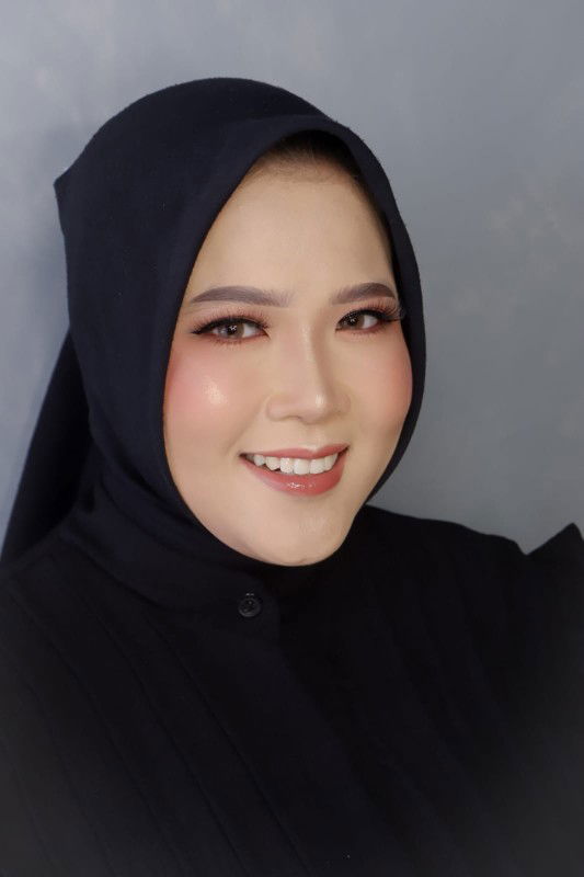 Dewi Roviqo profile icon