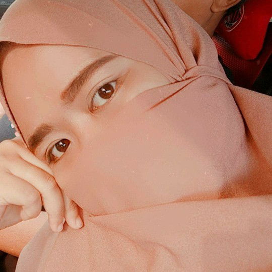 Fitri Dwi Indira profile icon