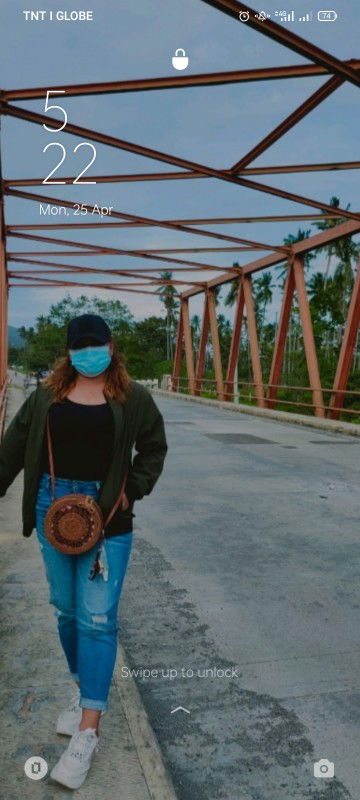 Anne Cabello profile icon