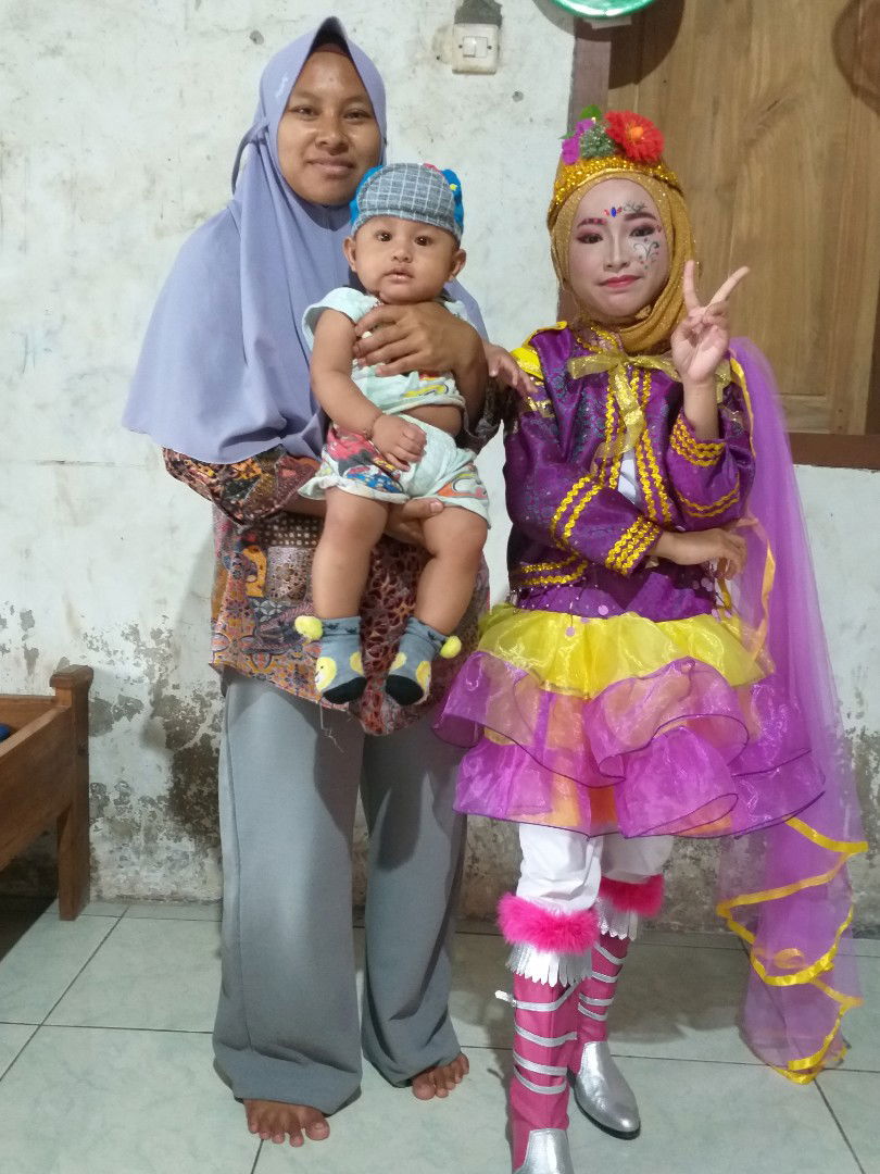 Henny Endahp profile icon