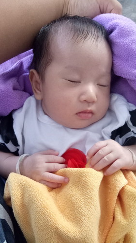 อวดรูปเด็กน้อยไม่ถึง2เดือนหน่อยแม่ๆ