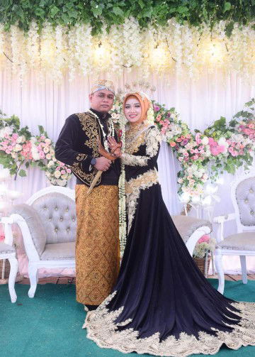 Khoirun nisa profile icon