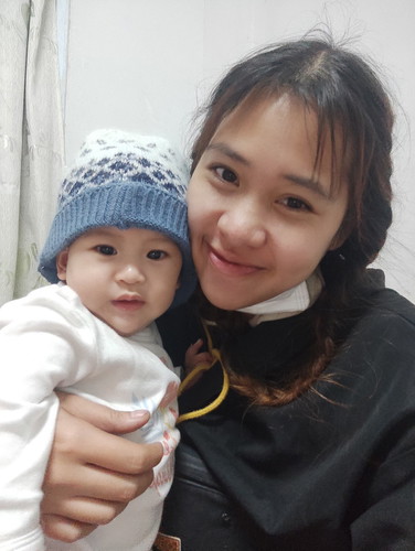 ลูกได้8เดือน คลานเก่งมากค่ะ ยืนเริ่มปล่อยมือแล้ว แบบนี้คือปกติหรือไวคะ ซนมากแม่หัวจิปวดเลยค่ะ5555