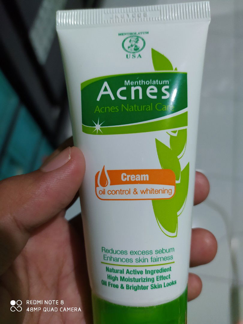 Perawatan kulit berjerawat