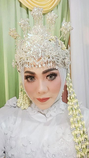 Gina Amelia profile icon