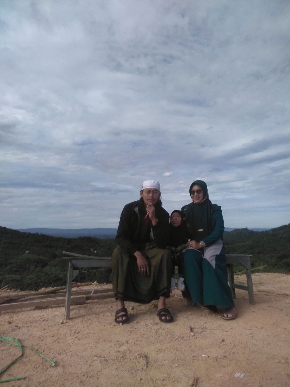 Fitri Ariyanti profile icon