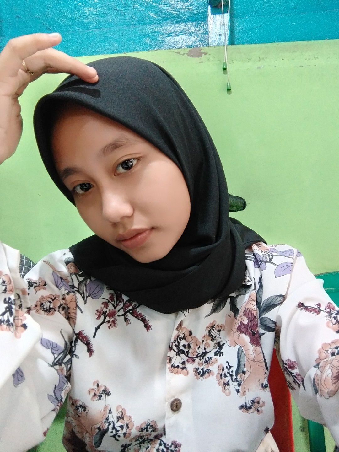 Sri Wahyuni profile icon