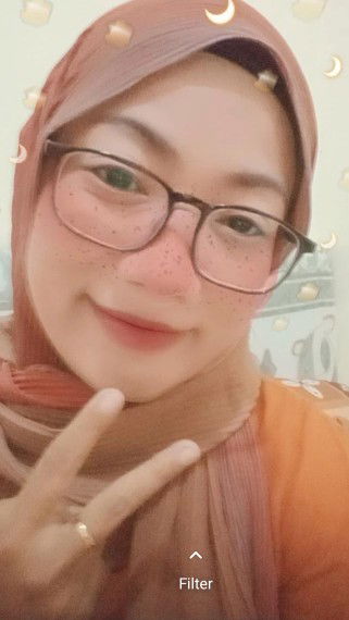 Ade saputri profile icon