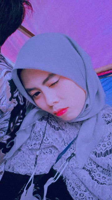 Retno Dwi Niarsih profile icon