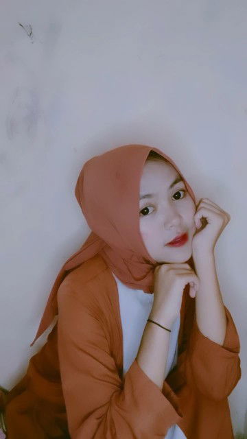 Nova Elisa profile icon