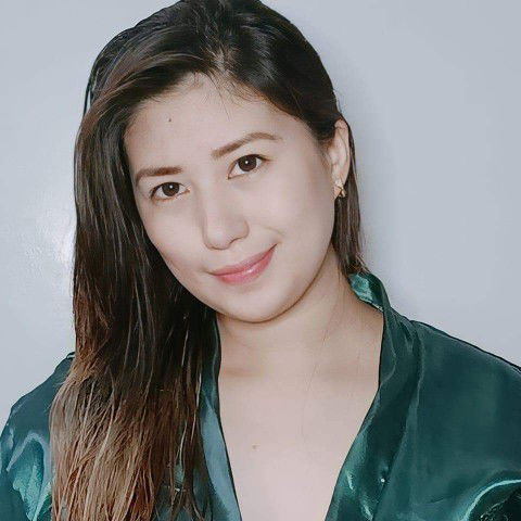 Richelle Dela Rama profile icon