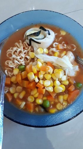 Bumil makan Ramen