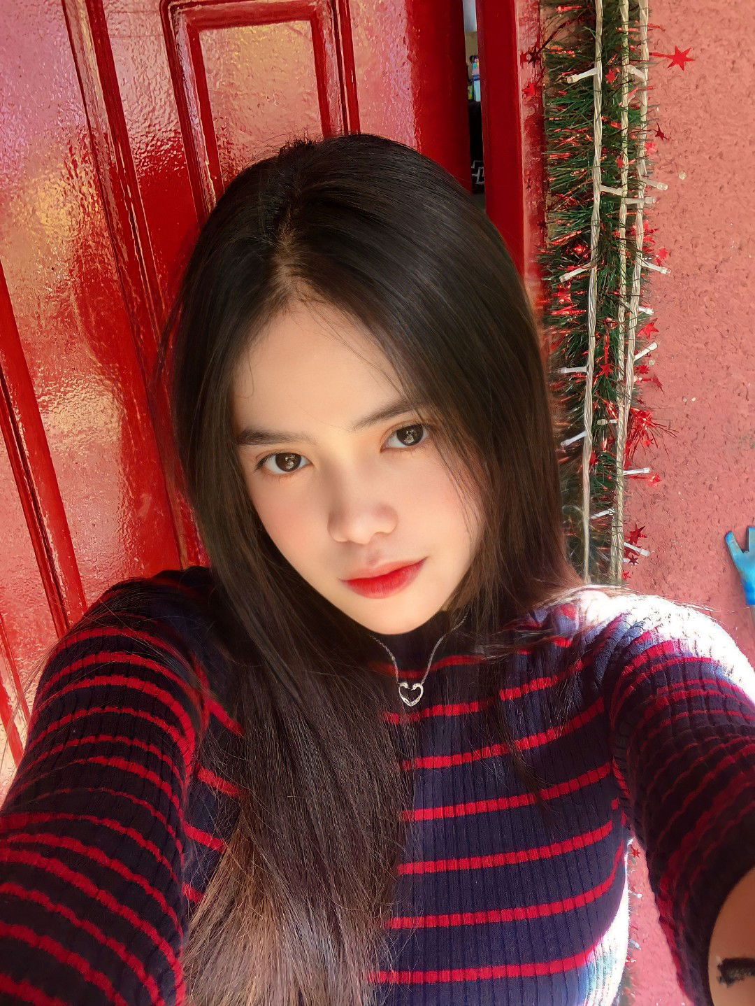 Laiza Nicole Valencia profile icon