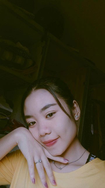 Nunung Komsiatun profile icon