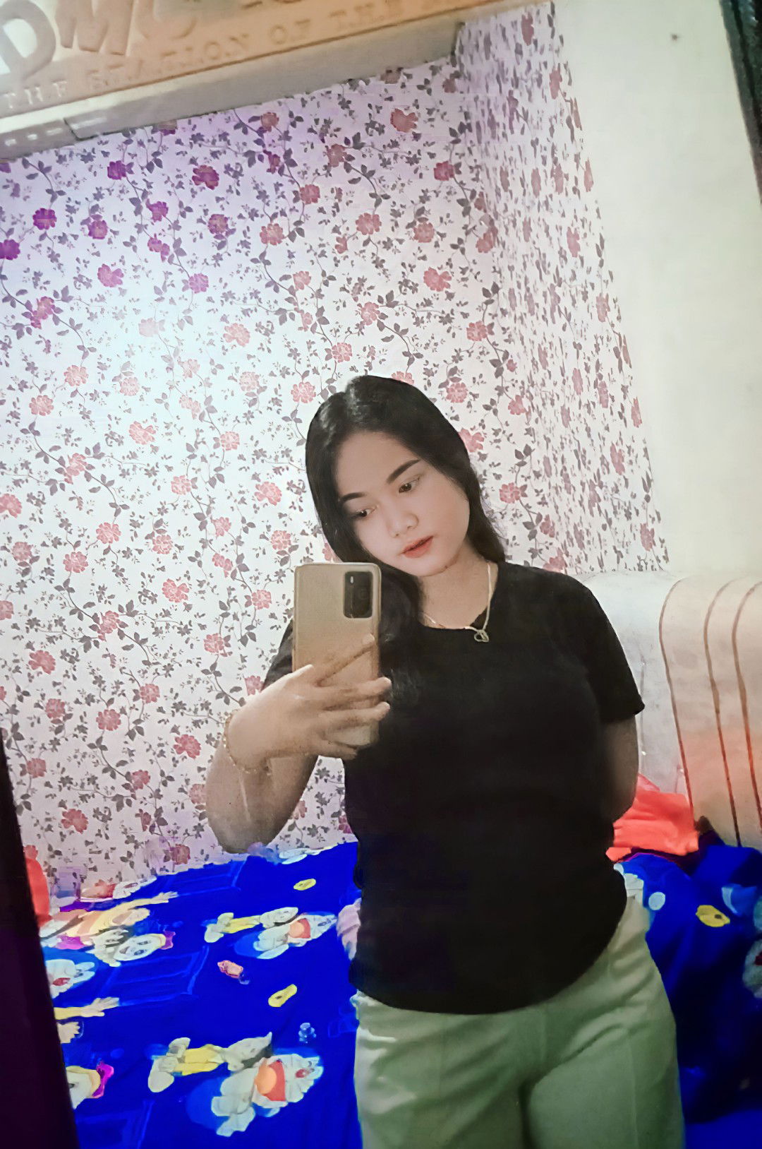 Rrohmawatyi profile icon