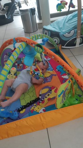 ลูกยิ้มยาก