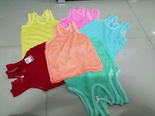 เสื้อกล้ามมีรู