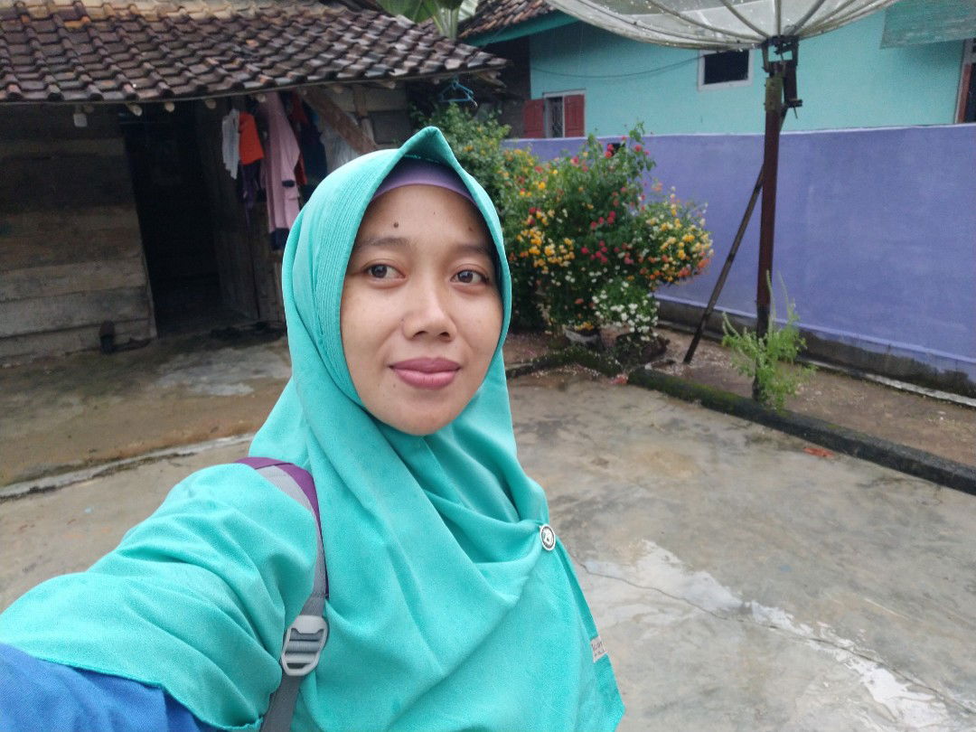 Dwi Winanti profile icon