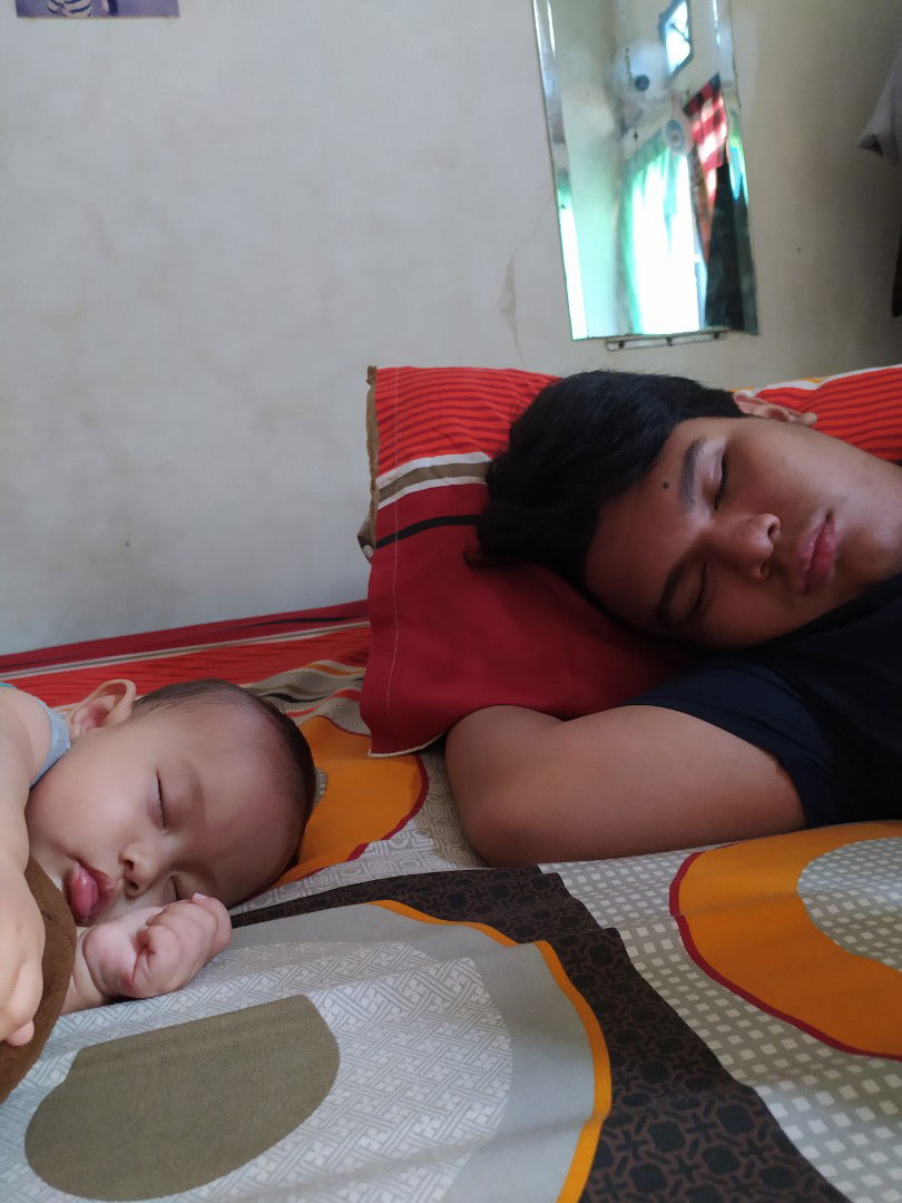 adek sama anak mirip?