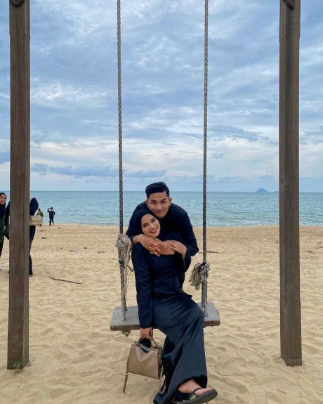 zati natasha profile icon