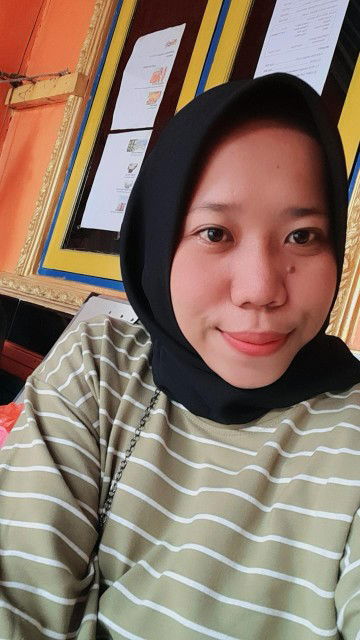 Dewiyuliani profile icon