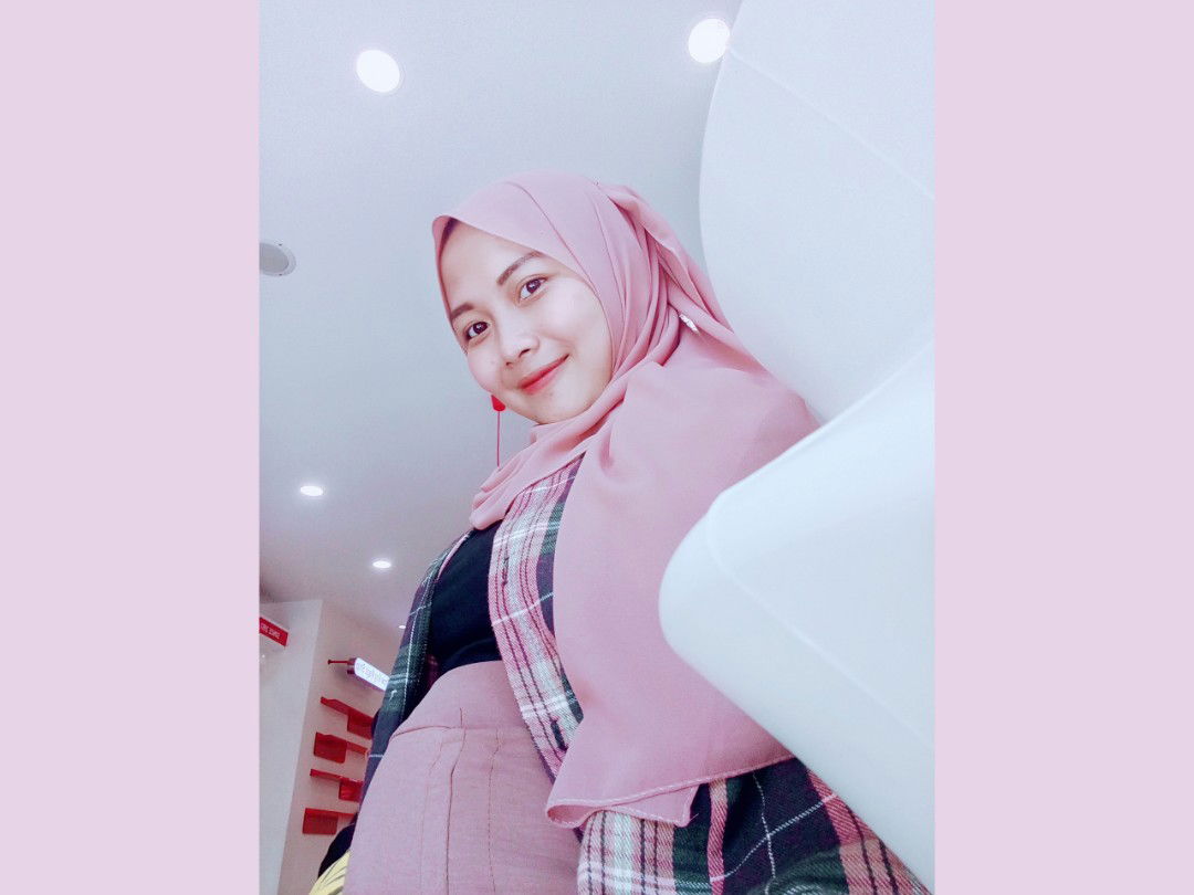 desy lestari profile icon