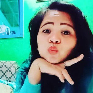 Meni ayu Setiawati profile icon