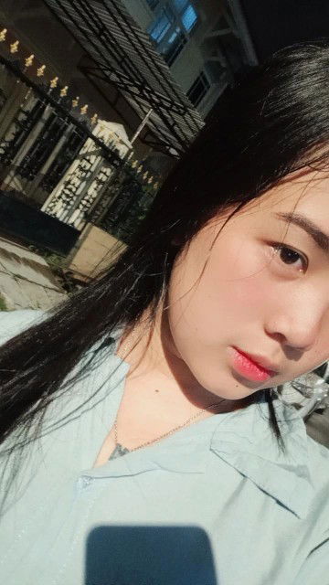 Noviyanti safitri profile icon