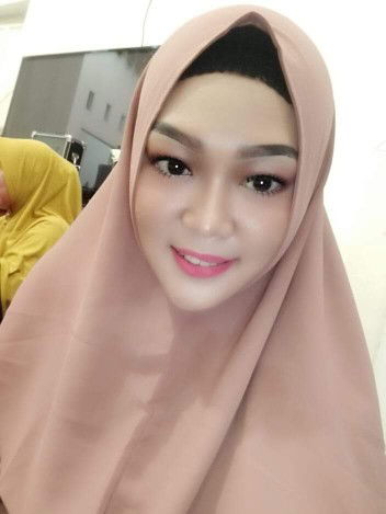 Putry Eviyana profile icon