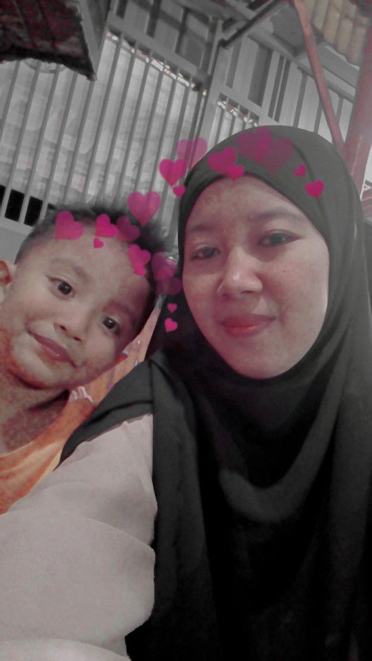 ainiyatus solehah profile icon