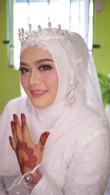 Febby FITRY ERYANTI profile icon