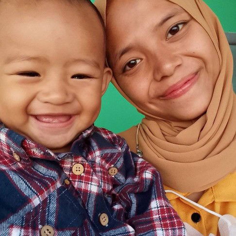 NUR APRILIANI ASTUTI profile icon