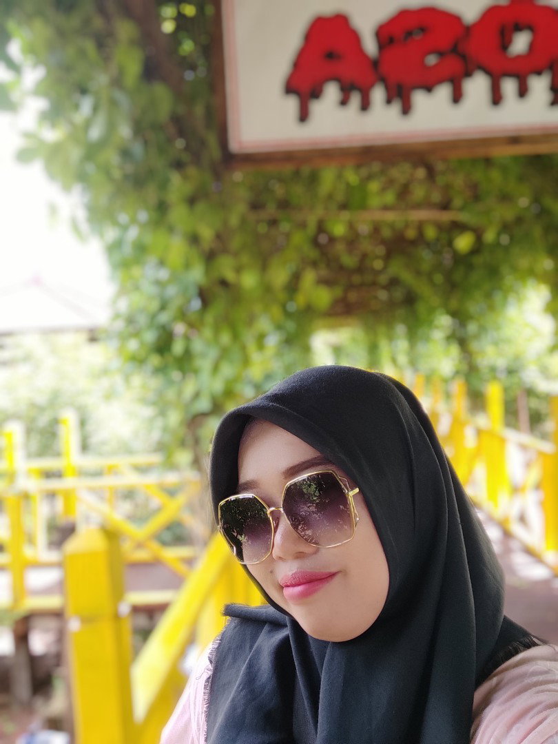 fitriani profile icon