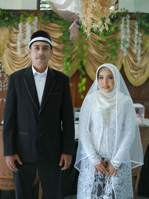 Okti Novianty profile icon