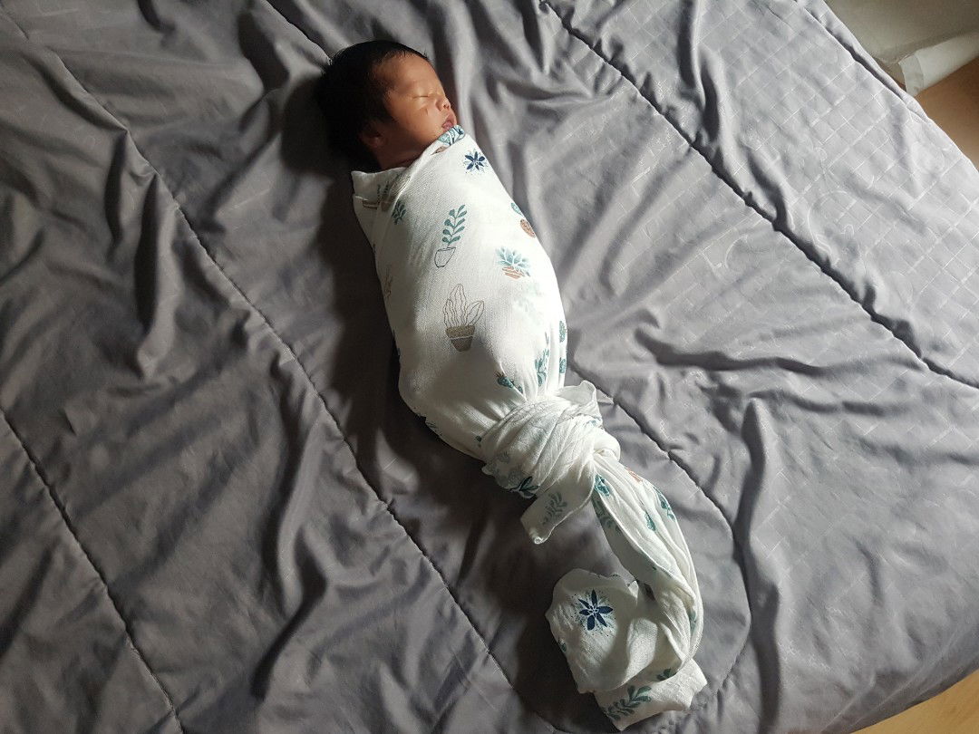 แชร์ประสบการณ์ลูกติดขวด ทานนมผงตั้งแต่มื้อแรก และการเอาเข้าเต้าแบบคุณแม่สายแข็ง