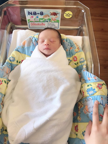 แตกแล้วนะค่ะ 38w1d