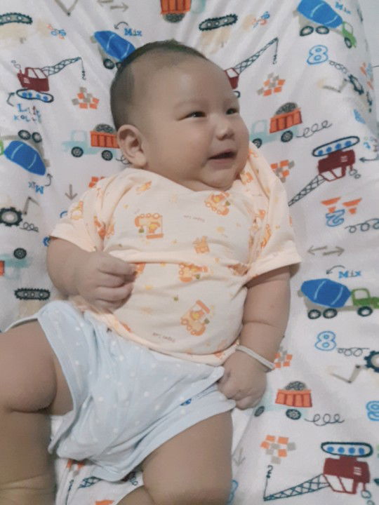 ลูกน้อย