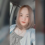 Fah Watsana profile icon