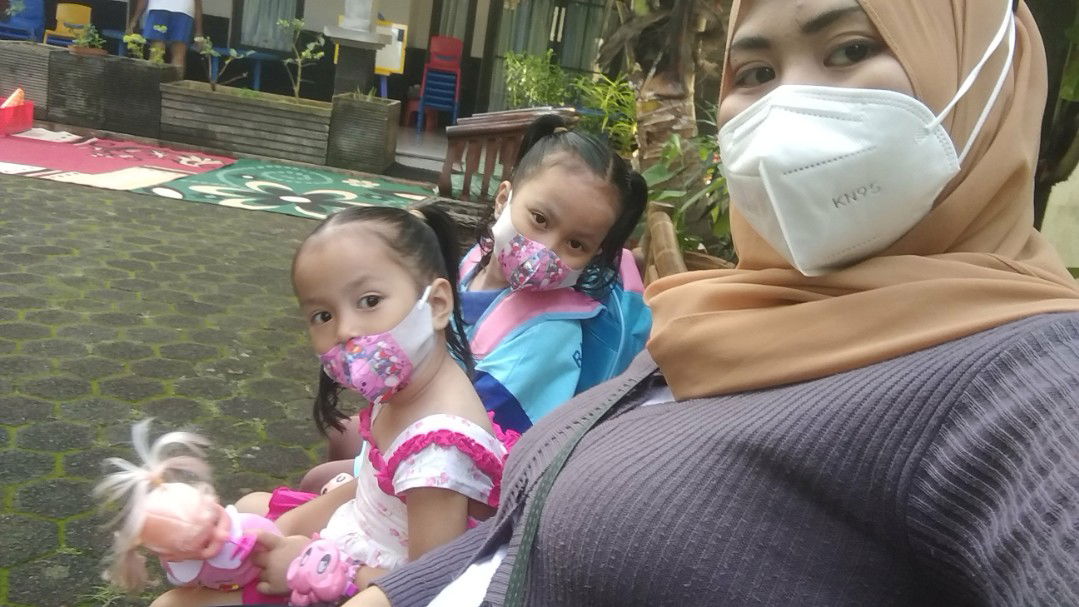 Ratri Wulandari profile icon