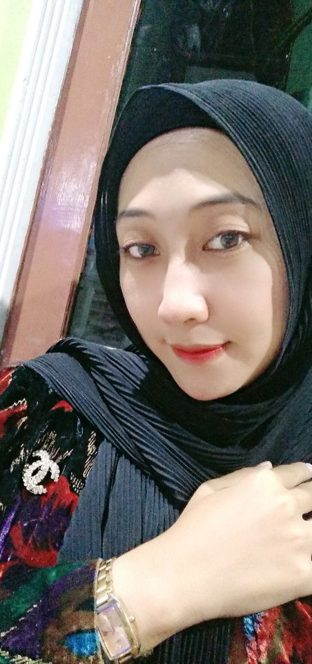 fitriani profile icon