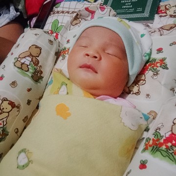 my little angel pose