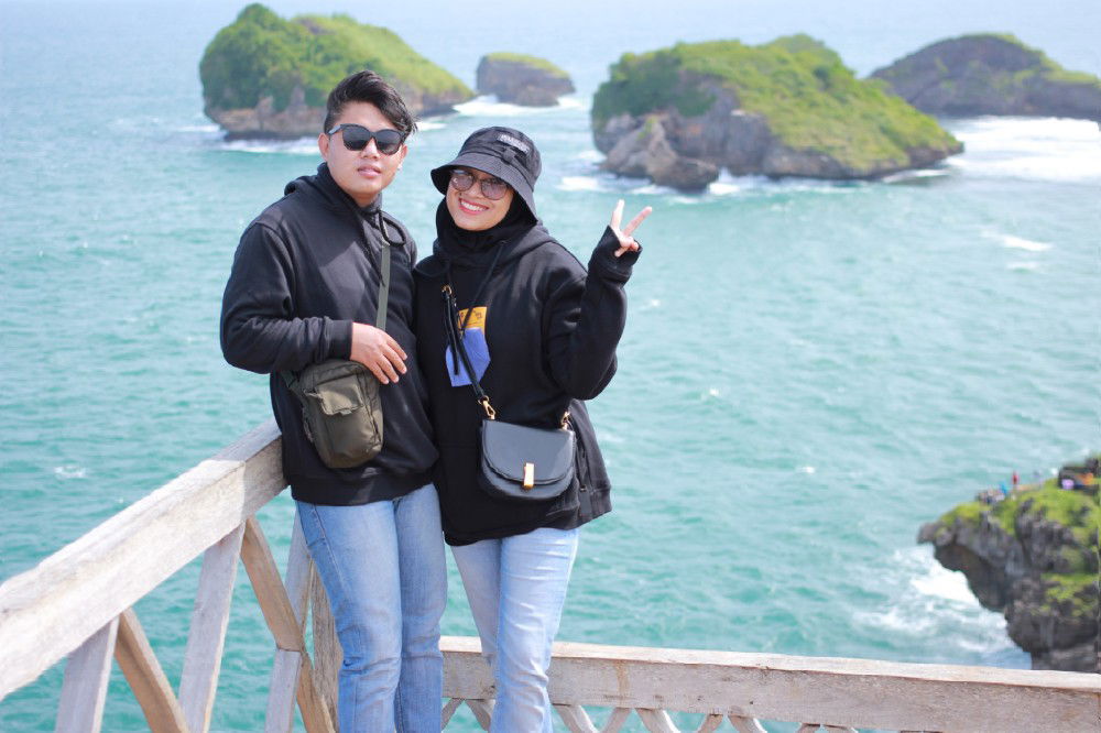 Henny Khomsyah profile icon