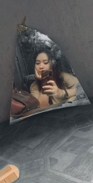 Baiq Sri profile icon