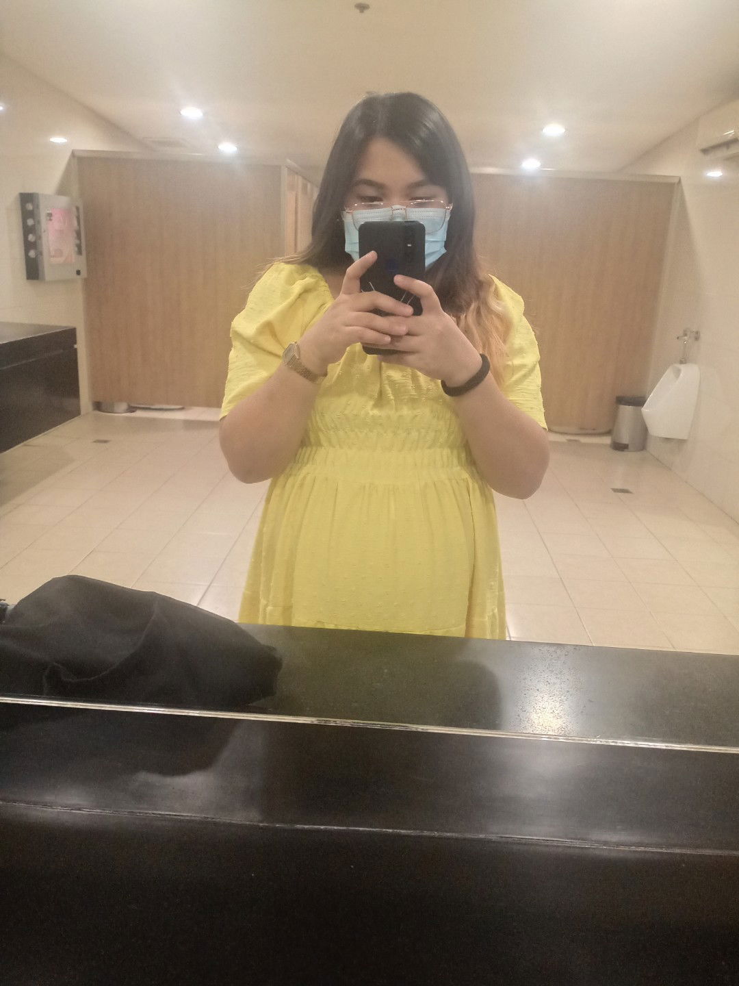 Ana Zennia Lozano profile icon